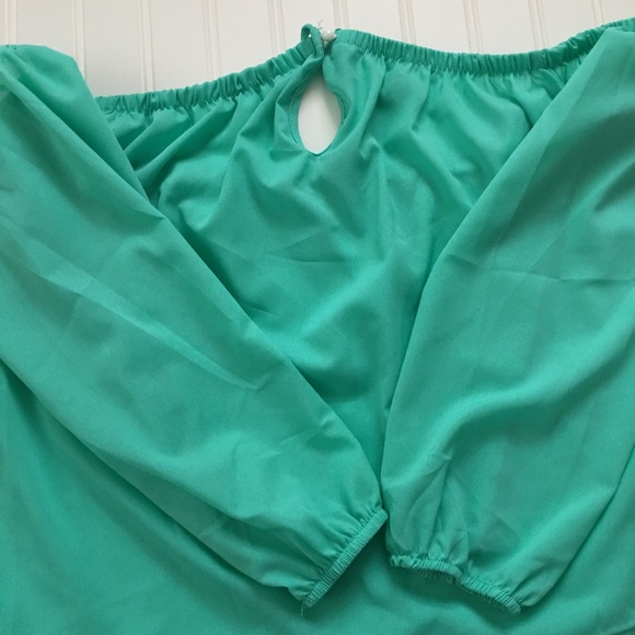 Off shoulder long sleeve blouse - Picture 6 of 6